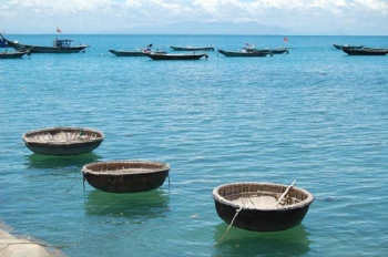 RŨ SẠCH NÓNG NỰC CÙNG VỚI CỬA LÒ