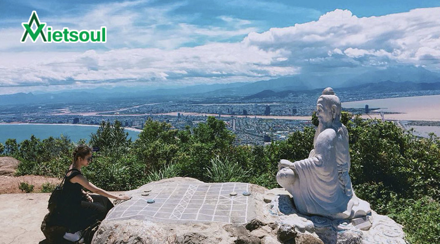 Đỉnh bàn cơ khu du lịch Đà Nẵng