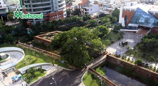 Góc nhìn trên cao toàn cảnh khu di tích lịch sử Thành Điện Hải ở Đà Nẵng