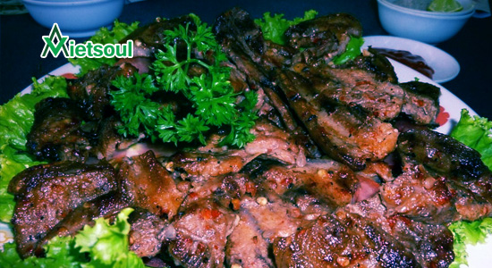 Thịt lợn cắp nách