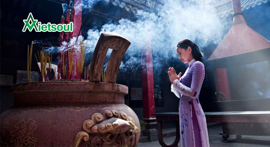 Vậy đi du lịch ở các ngôi chùa Đà Nẵng thì mặc gì cho phù hợp