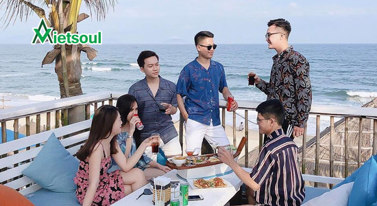 Đi vi vu đường phố du lịch cùng mọi người ở Đà Nẵng