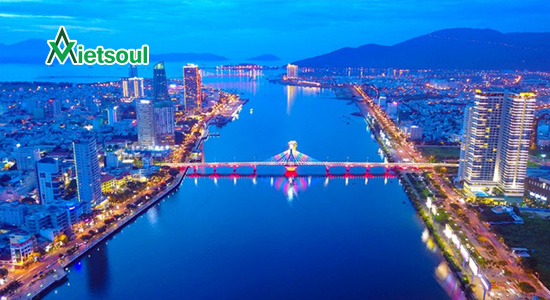 Sông Hàn ở Đà Nẵng