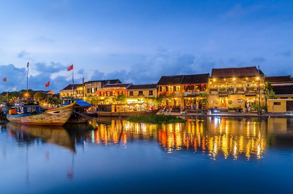 hoi an ve dem